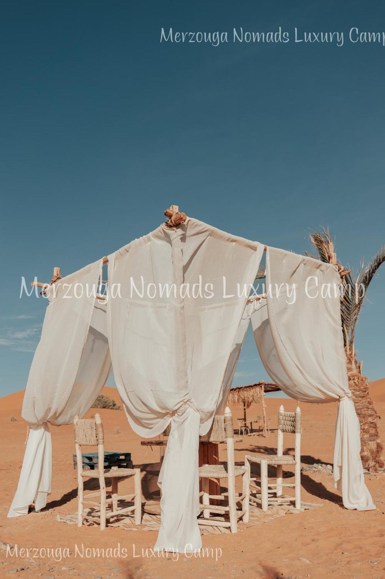 Merzouga Nomads Luxury Camp Екстериор снимка