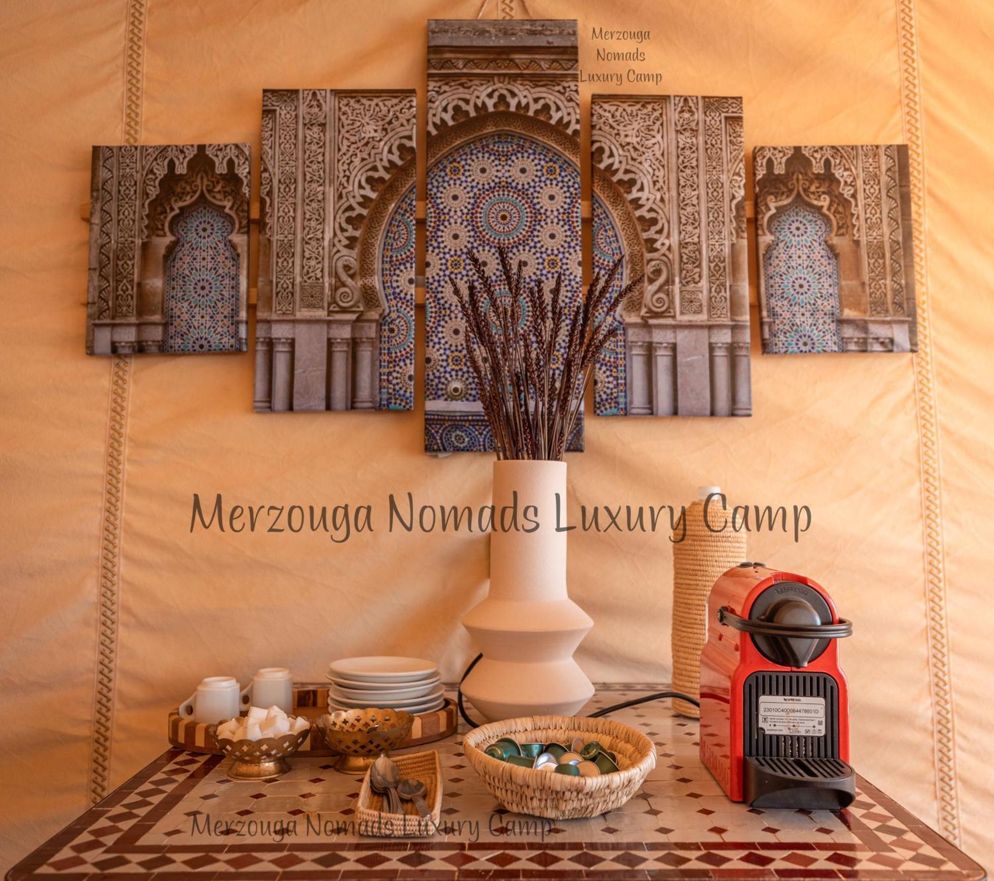 Merzouga Nomads Luxury Camp Екстериор снимка