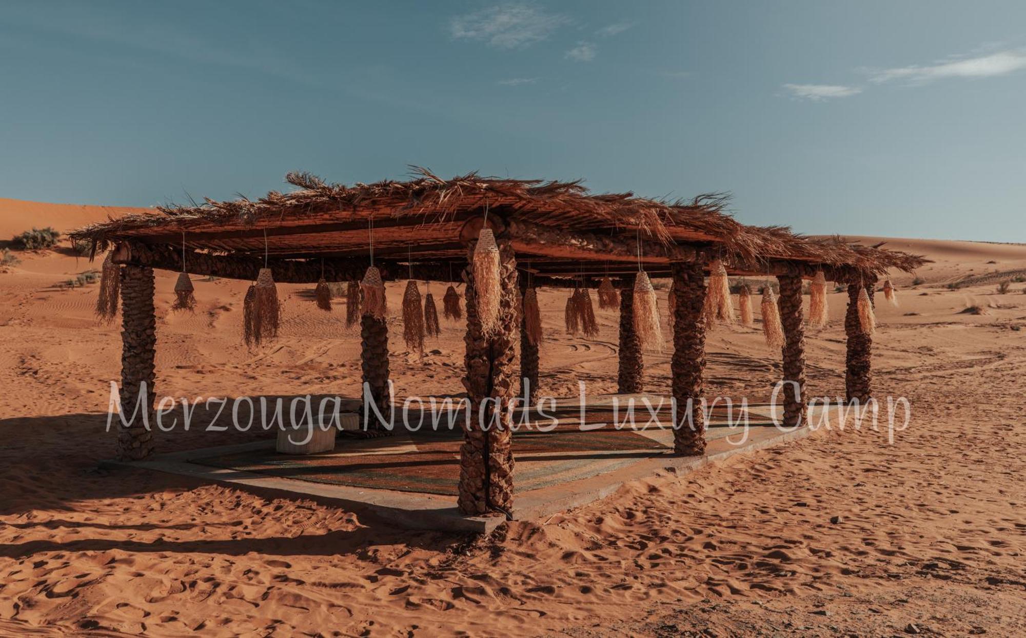 Merzouga Nomads Luxury Camp Екстериор снимка