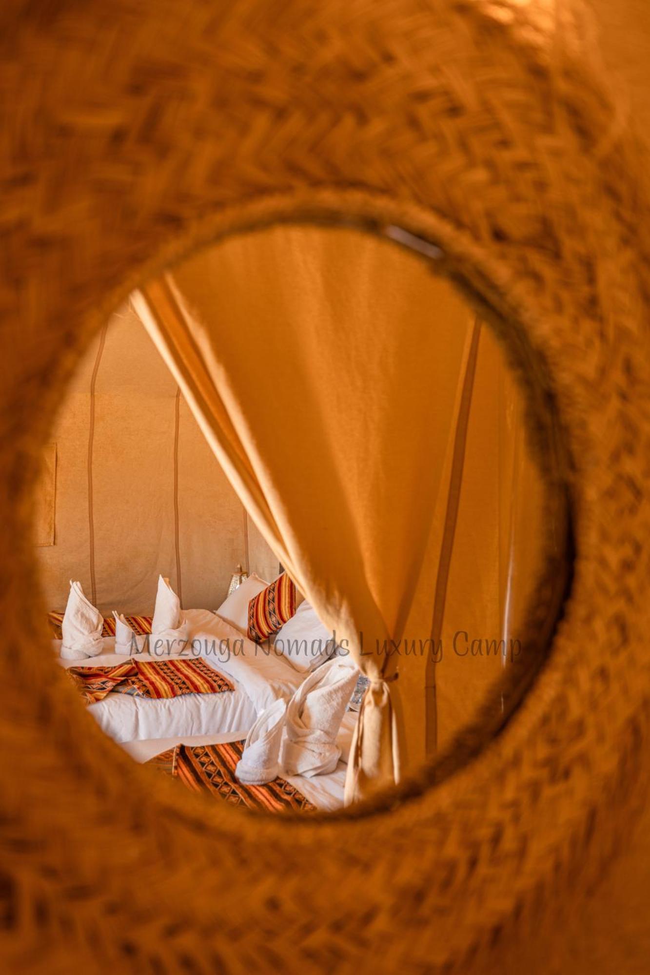 Merzouga Nomads Luxury Camp Екстериор снимка