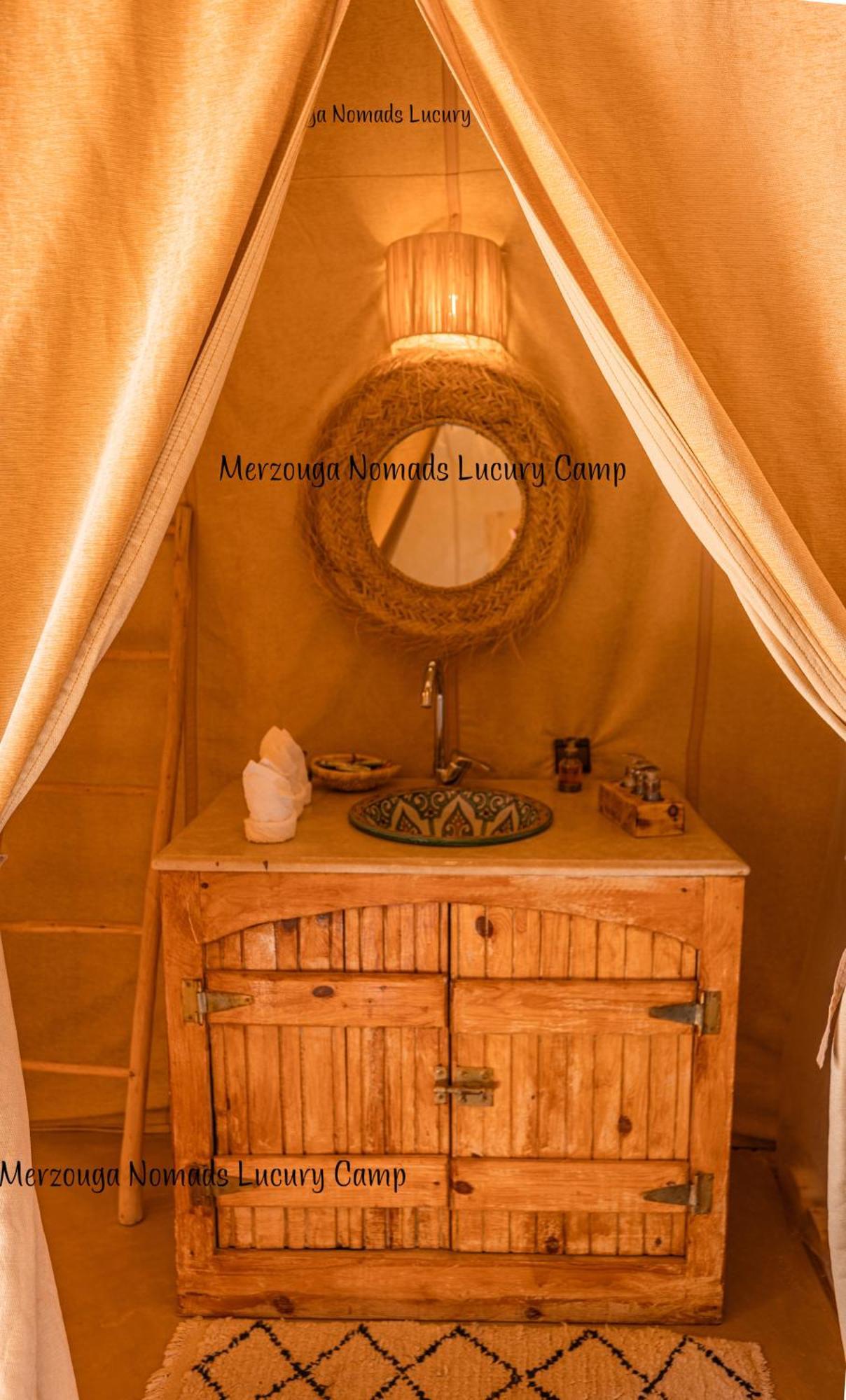Merzouga Nomads Luxury Camp Екстериор снимка
