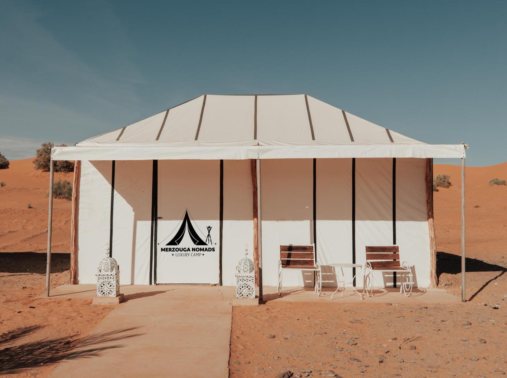Merzouga Nomads Luxury Camp Екстериор снимка